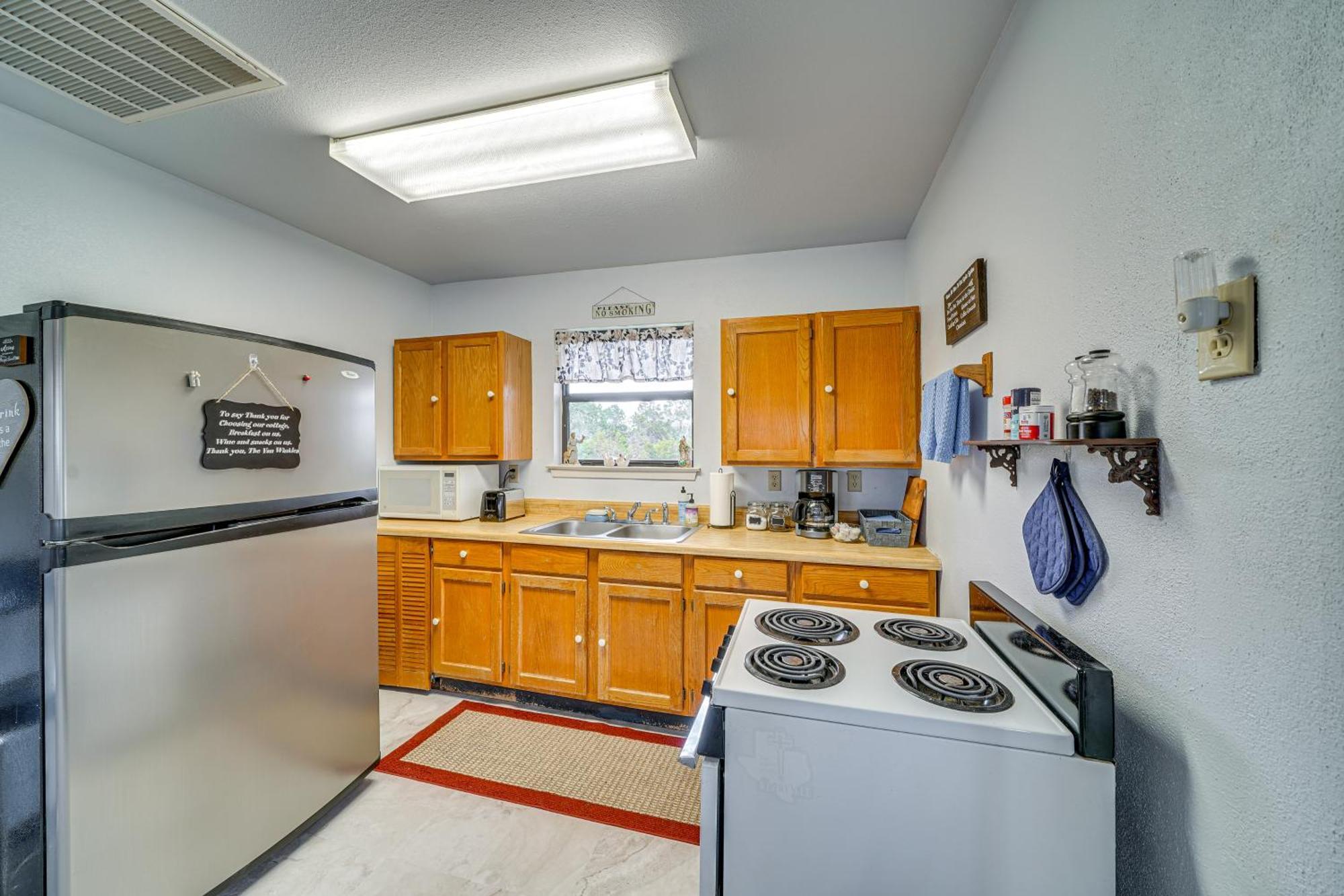 Cozy Kerrville Guest Cottage Near Guadalupe River! Εξωτερικό φωτογραφία